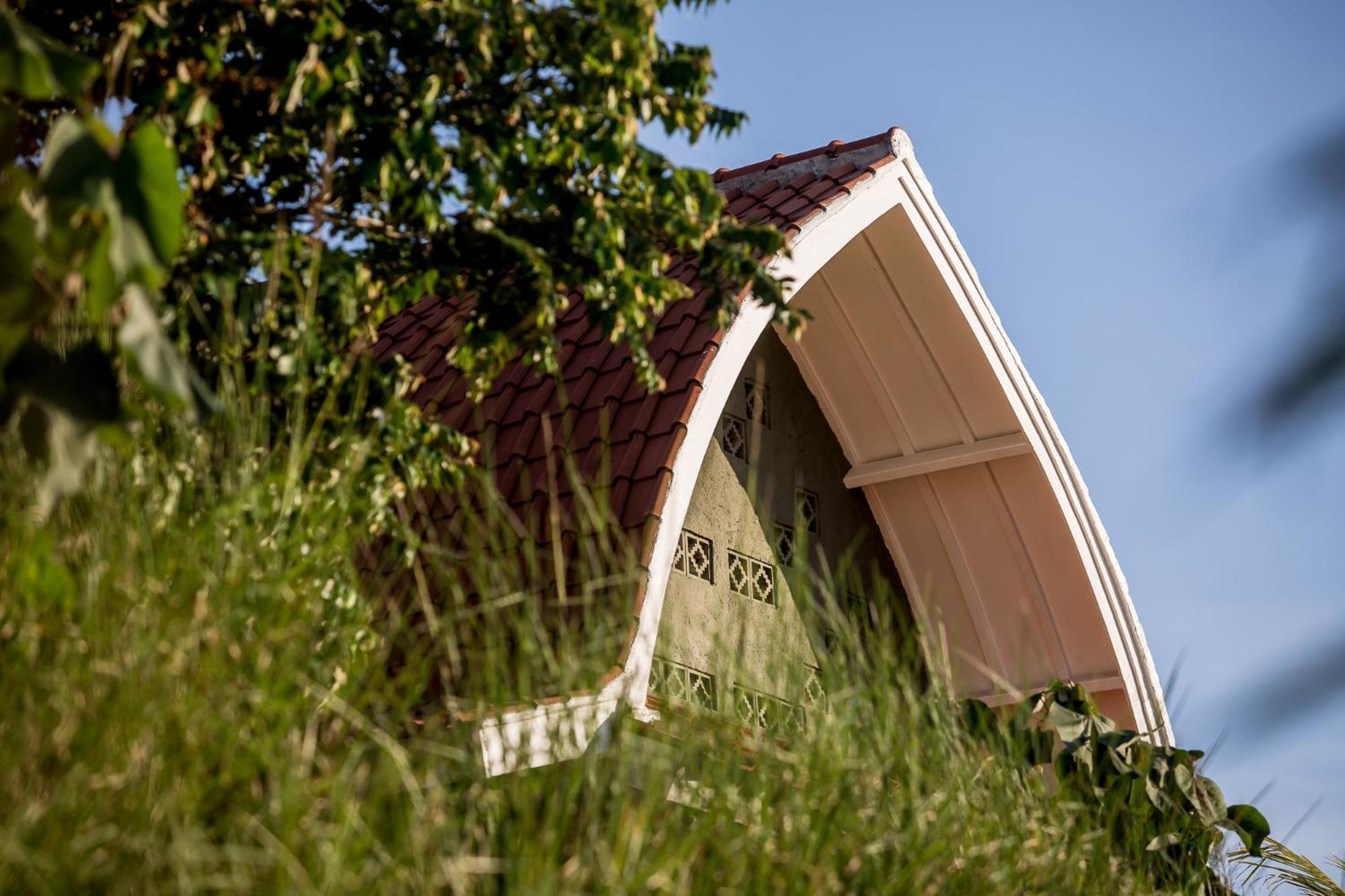 Drop In Surf Lodge Kuta  Exterior foto
